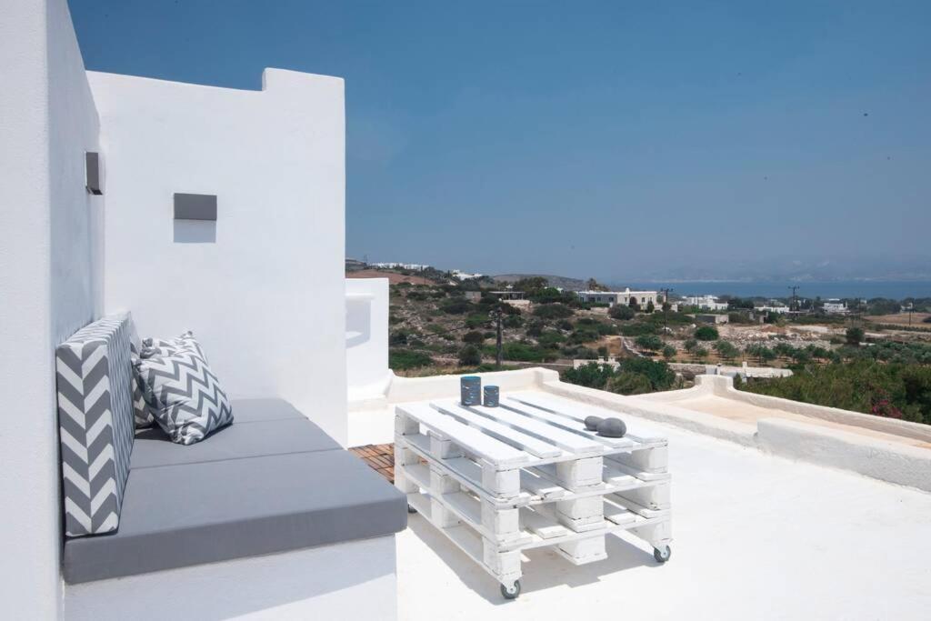Апартаменты Sunny Studio W.Breathtaking Naxos Views In Isterni Isterni  Экстерьер фото