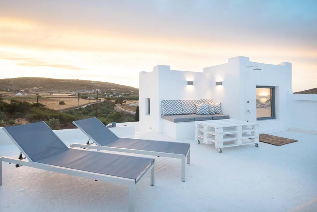 Апартаменты Sunny Studio W.Breathtaking Naxos Views In Isterni Isterni  Экстерьер фото