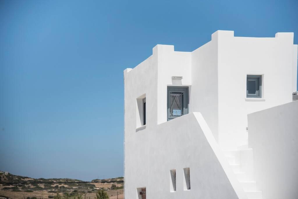 Апартаменты Sunny Studio W.Breathtaking Naxos Views In Isterni Isterni  Экстерьер фото
