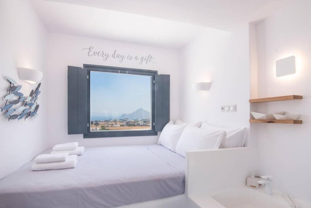 Апартаменты Sunny Studio W.Breathtaking Naxos Views In Isterni Isterni  Экстерьер фото