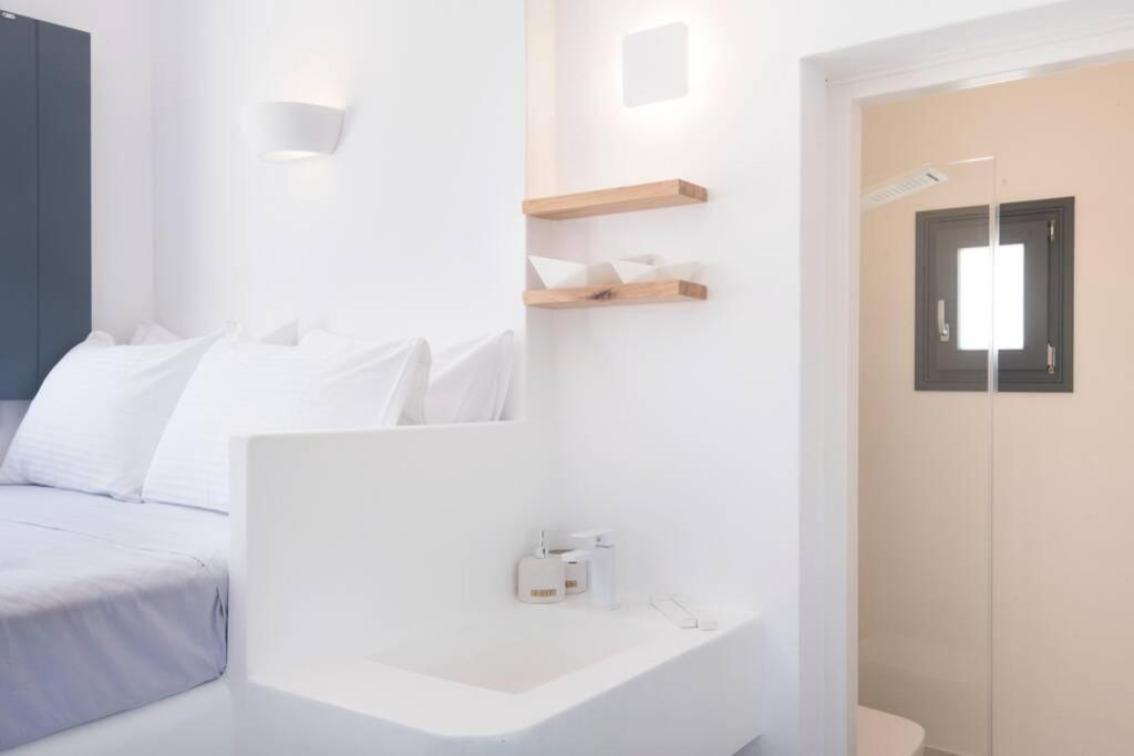 Апартаменты Sunny Studio W.Breathtaking Naxos Views In Isterni Isterni  Экстерьер фото