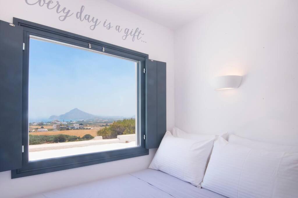 Апартаменты Sunny Studio W.Breathtaking Naxos Views In Isterni Isterni  Экстерьер фото